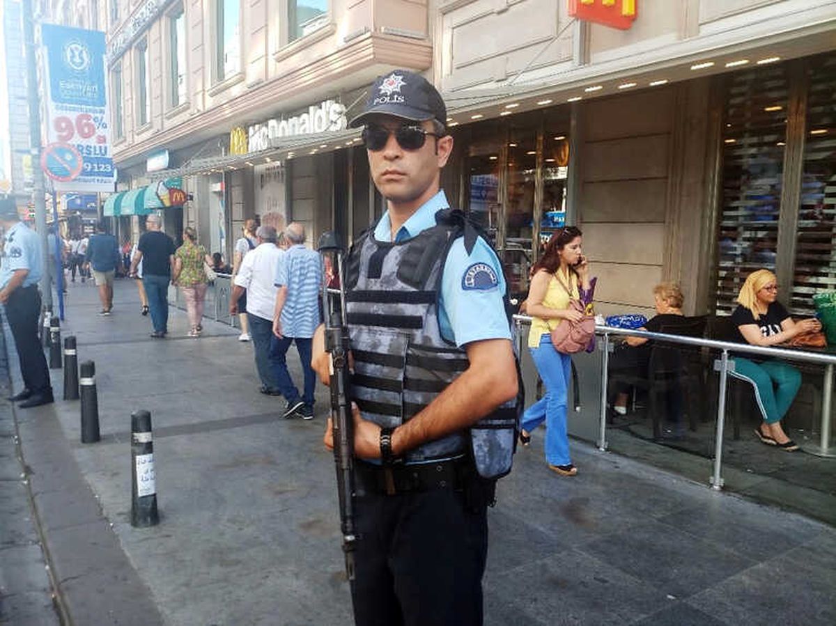 Şişli\'de Bayram Temizliği" Uygulaması Gerçekleştirildi