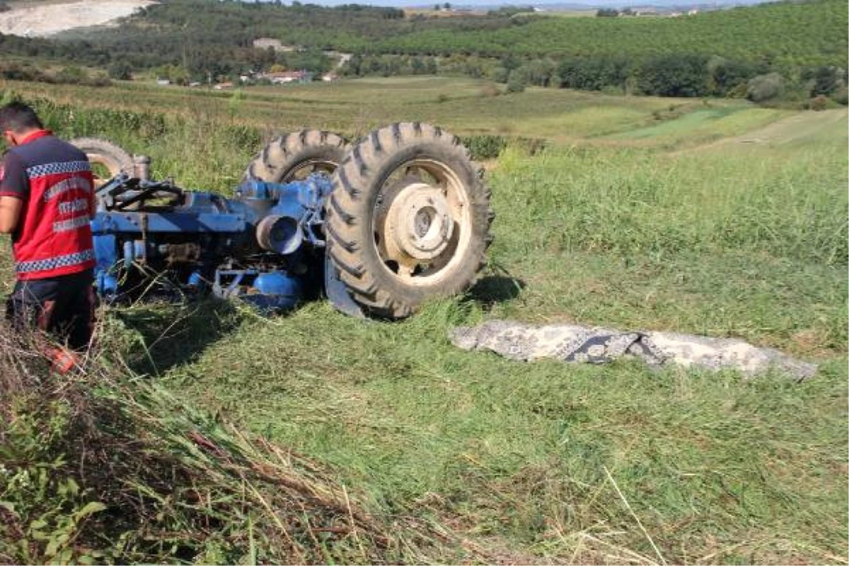 Tekerleği Kopan Traktörün Altında Kalarak Öldü