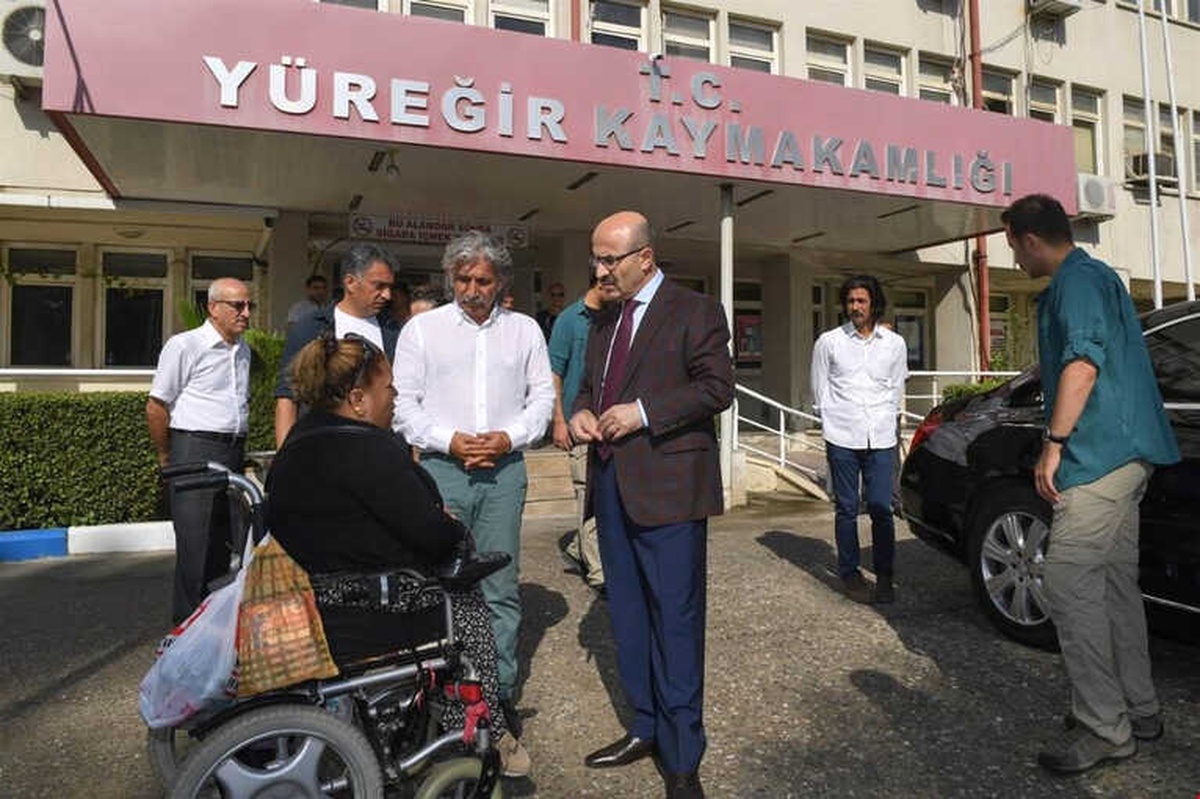Vali Demirtaş, Yüreğir Kaymakamlığı\'nda İncelemelerde Bulundu