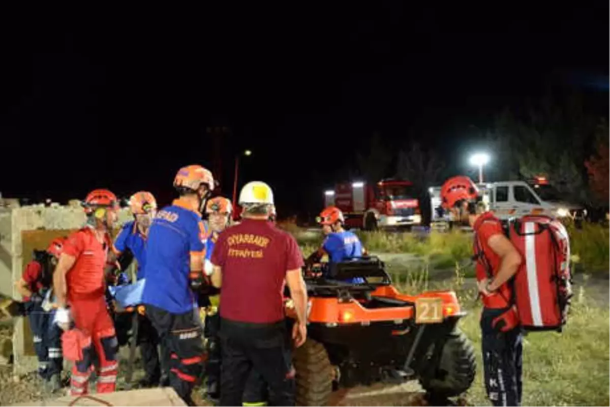 17 Ağustos\'un Yıl Dönümünde Diyarbakır\'da Deprem Tatbikatı