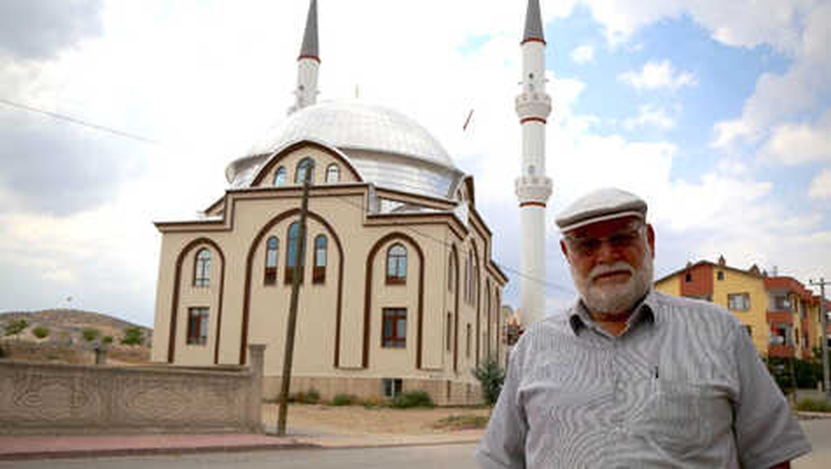 Alman Müdürden Etkilendi Sekiz Cami Yaptırdı