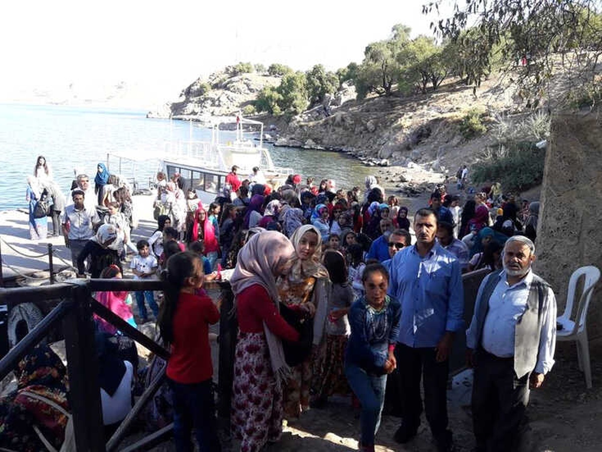 Bahçesaraylı Öğrenciler Van\'ın Tarihi Turistik Yerlerini Gezdi
