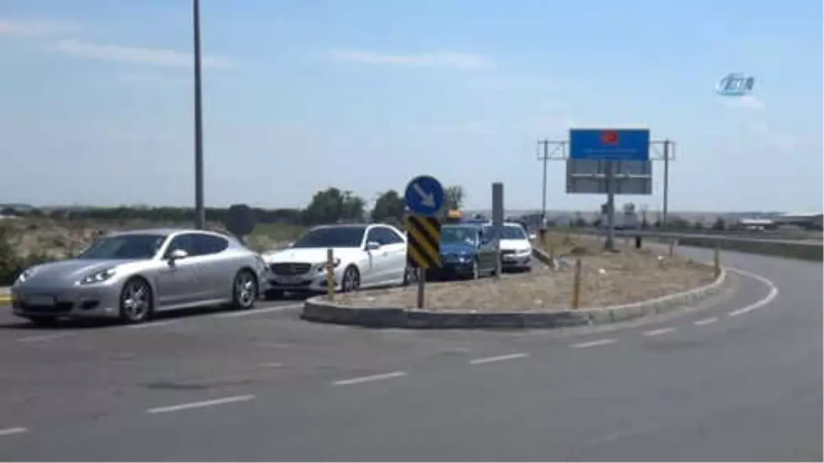 Bayram Tatilini Yurt Dışında Geçirmeyi Planlayanları, Gümrük Kapılarında Yoğun Bir Trafik Bekliyor