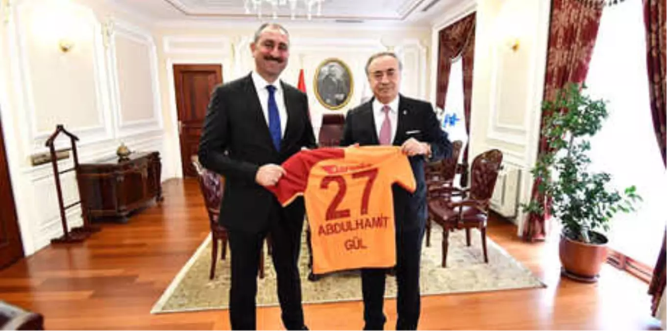 Galatasaray\'dan Abdulhamit Gül ve Murat Kurum\'a Ziyaret