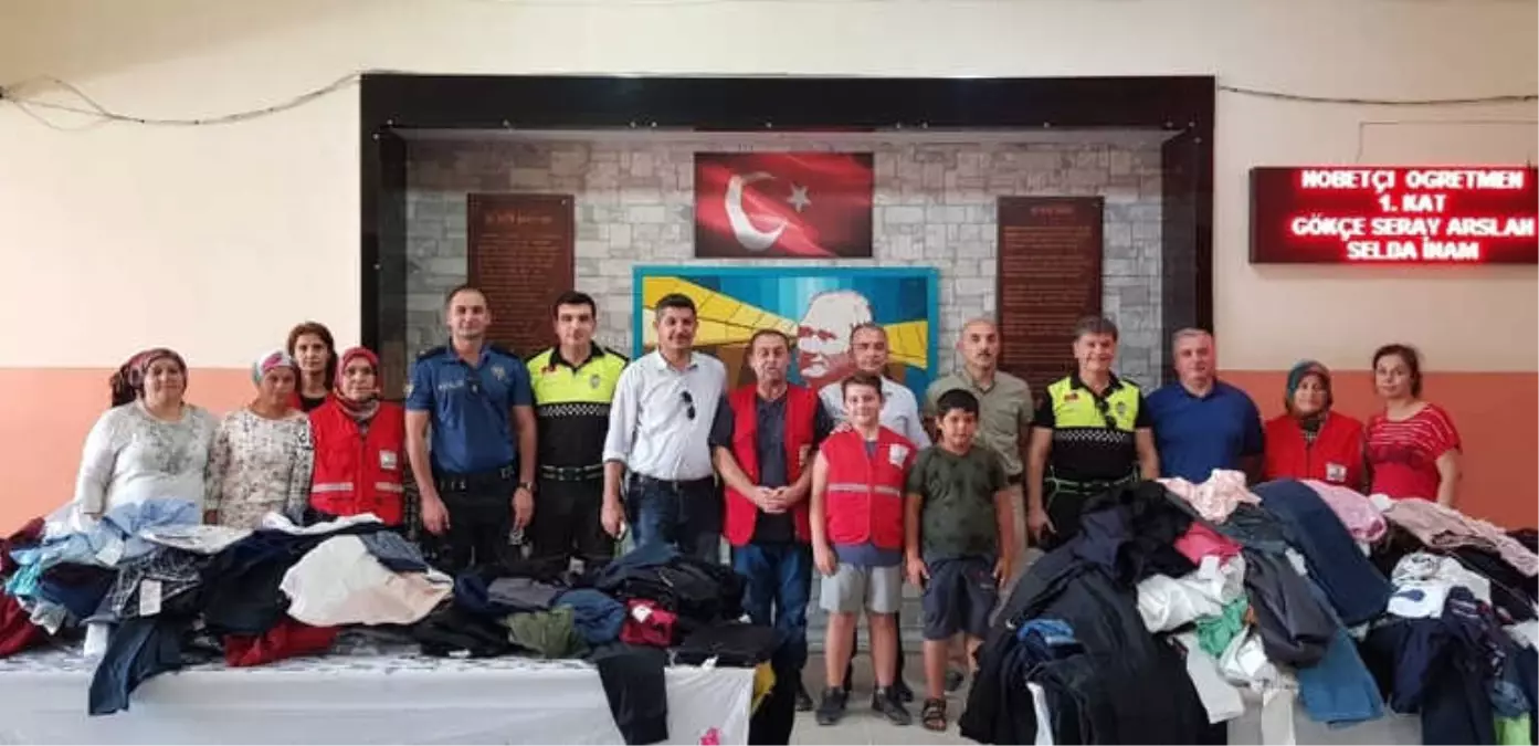 İhtiyaç Sahiplerine Bayram Öncesi Kıyafet Yardımı