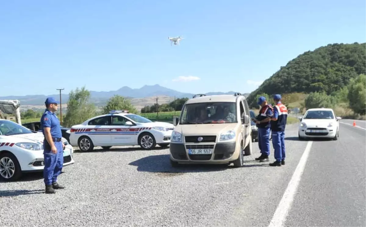 Jandarmadan Drone ile Trafik Uygulaması