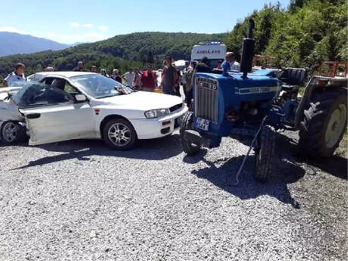 Kastamonu\'da Trafik Kazası: 1 Ölü, 2 Yaralı