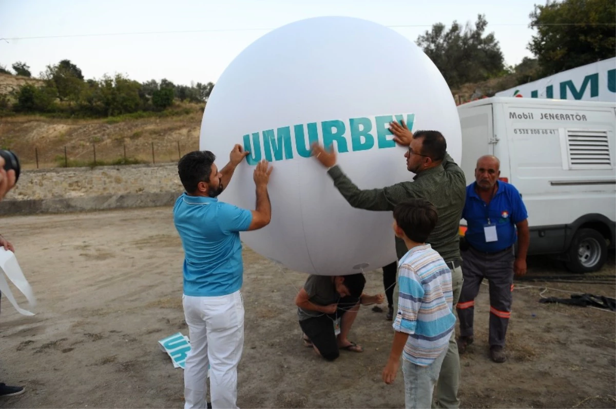 Şeftali Festivali\'nde Uzaya Şeftali Gönderildi