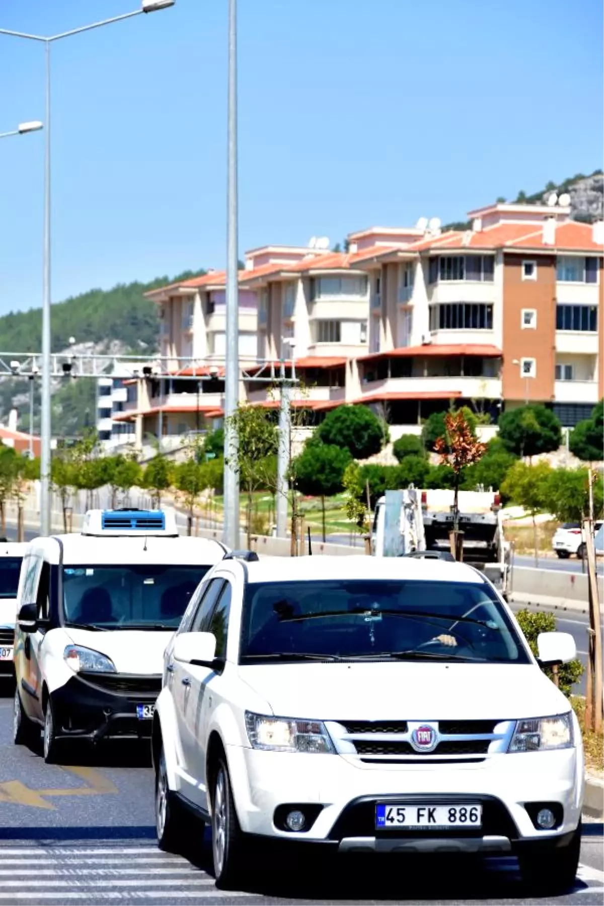 Turizmin Gözde Merkezlerine Tatilci Akını Başladı