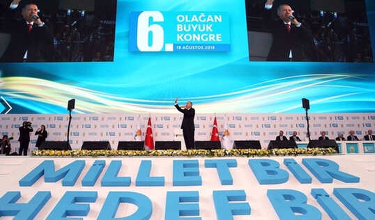 AK Parti\'de \'Seçim İttifakı\' Tüzüğe Girdi