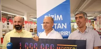 Bizim Toptan Satış Mağazaları'nın 1 Milyonuncu Şanslı Müşterisi Midyat'tan