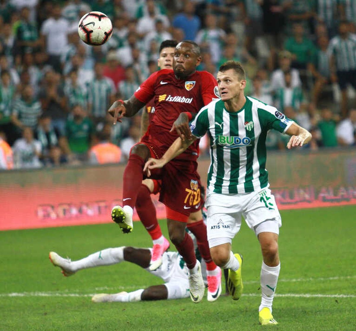 Bursa\'da Gol Sesi Çıkmadı