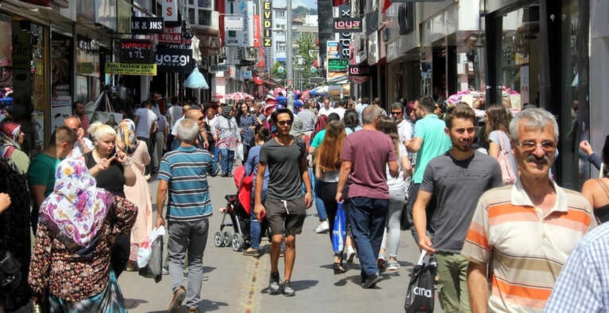 Çarşı-pazarda Bayram Hareketliliği