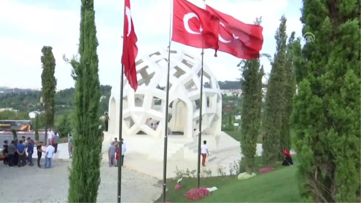 Dolara Karşı "(İstiklal) Hesabı Açılsın" Talebi