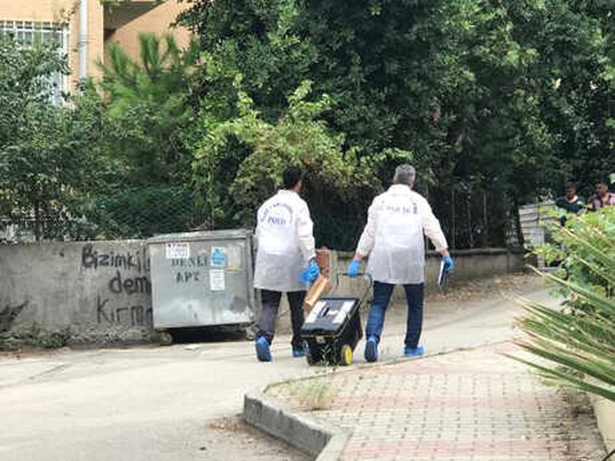 Ek Bilgi ve Fotoğraflarla) Kadıköy\'de Cinayet
