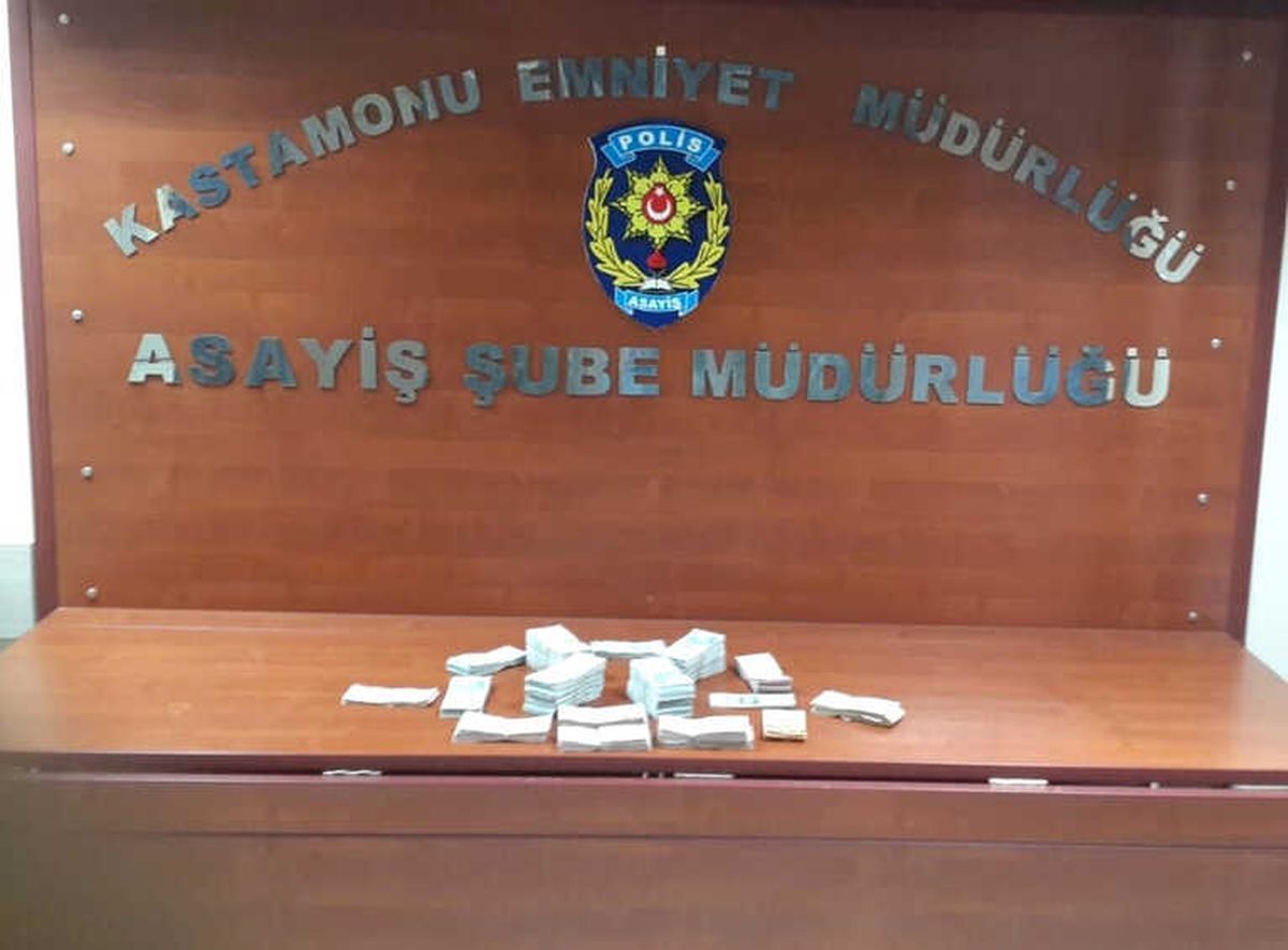 Fetö\'yü Kullanarak Telefonla 850 Bin TL Dolandırdılar