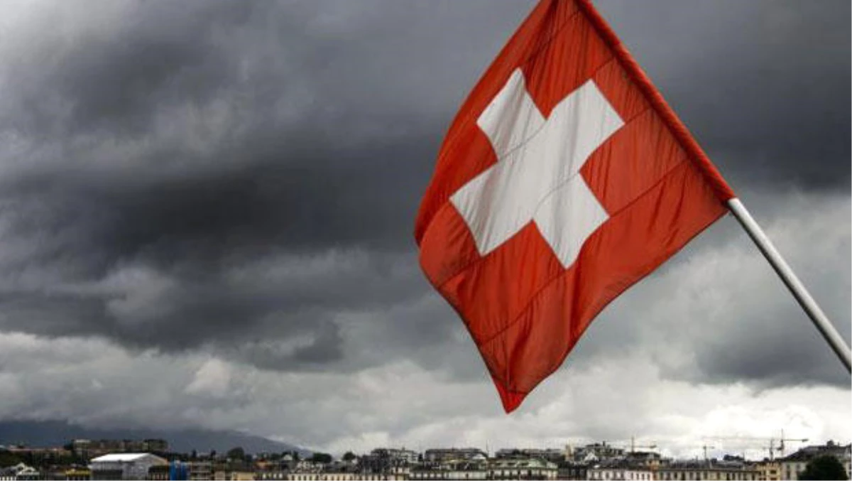 İsviçre, El Sıkışmayan Çifte Vatandaşlık Vermedi