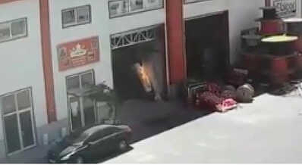 Kaynak Yaparken Sünger Deposunu Böyle Yaktılar