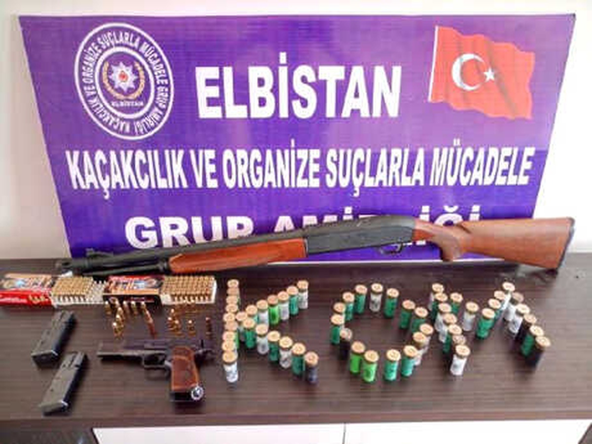 Kümesten Kaleşnikof Çıktı