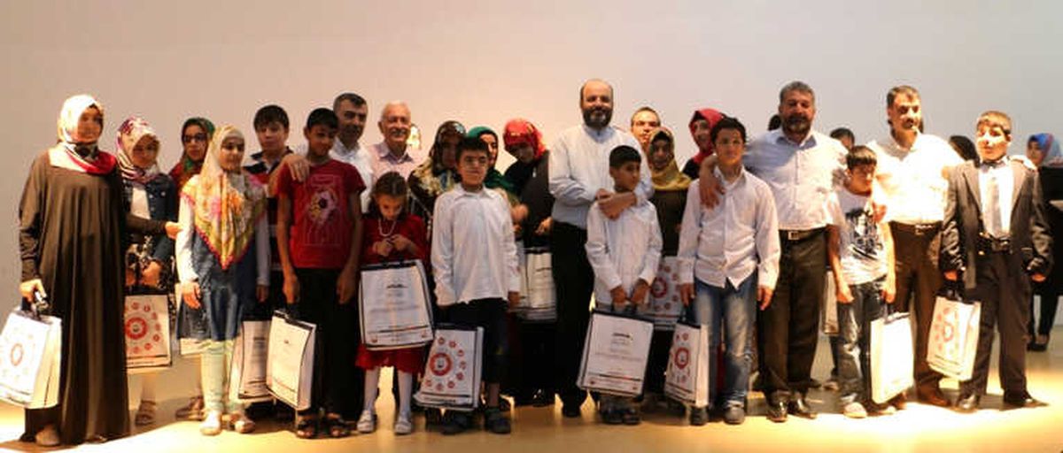 Kuran-ı Kerim\'i Hatmettiler: Programda Duygusal Anlar
