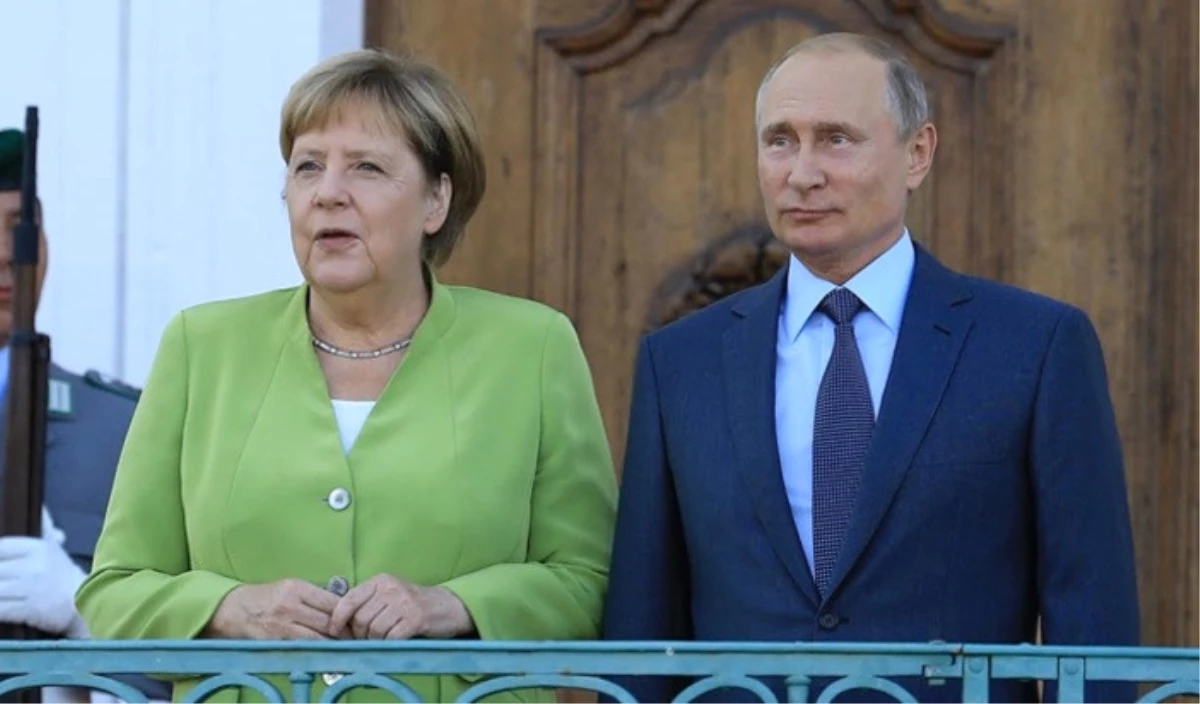 Merkel ve Putin\'den Ortak \'Suriye\' Mesajı