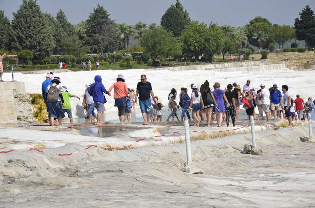 Pamukkale\'de Doluluk Oranı Yüzde 100\'e Ulaştı