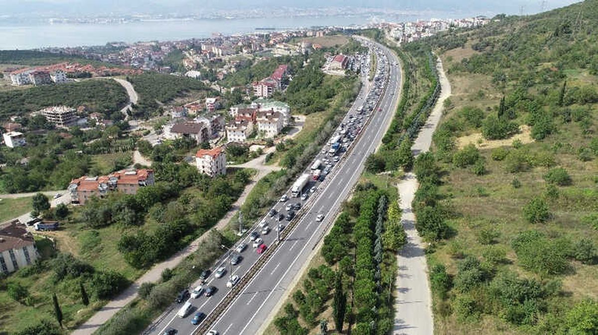 Tem\'de Trafik Durma Noktasına Geldi
