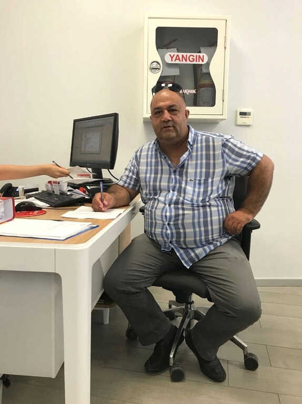 Yalovalı Muhtar Bir Yıllık Maaşını Devlete Bağışladı