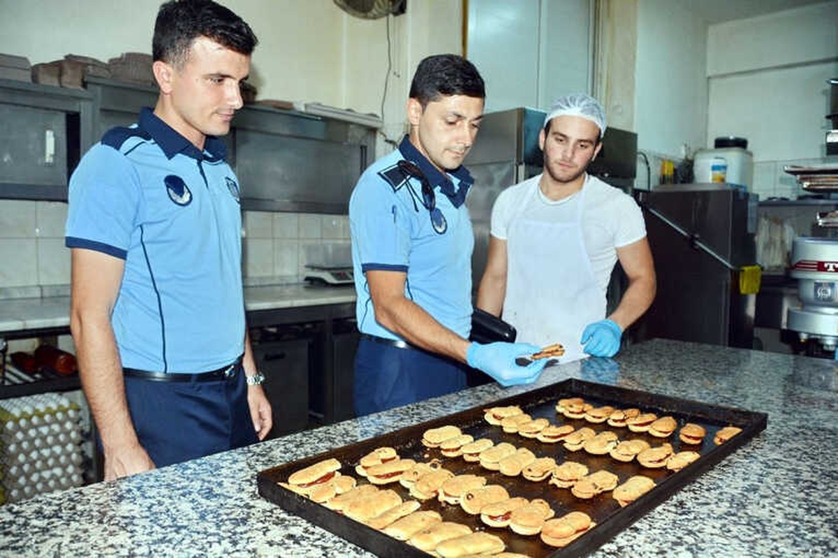 Aliağa Belediye Zabıtasından Bayram Denetimi