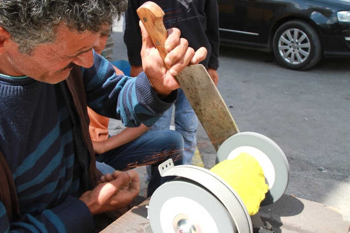 Bıçaklar Kurbanlıklar İçin Bilenmeye Başladı