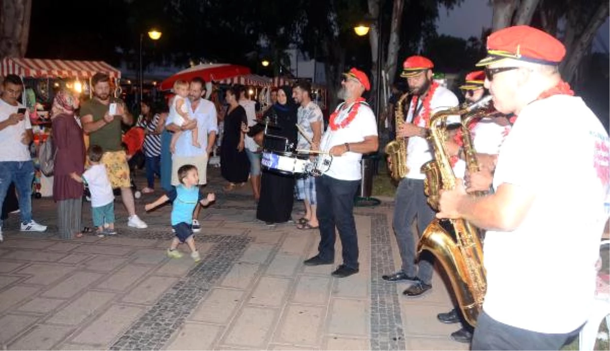 Bodrum Çiçek Açtı