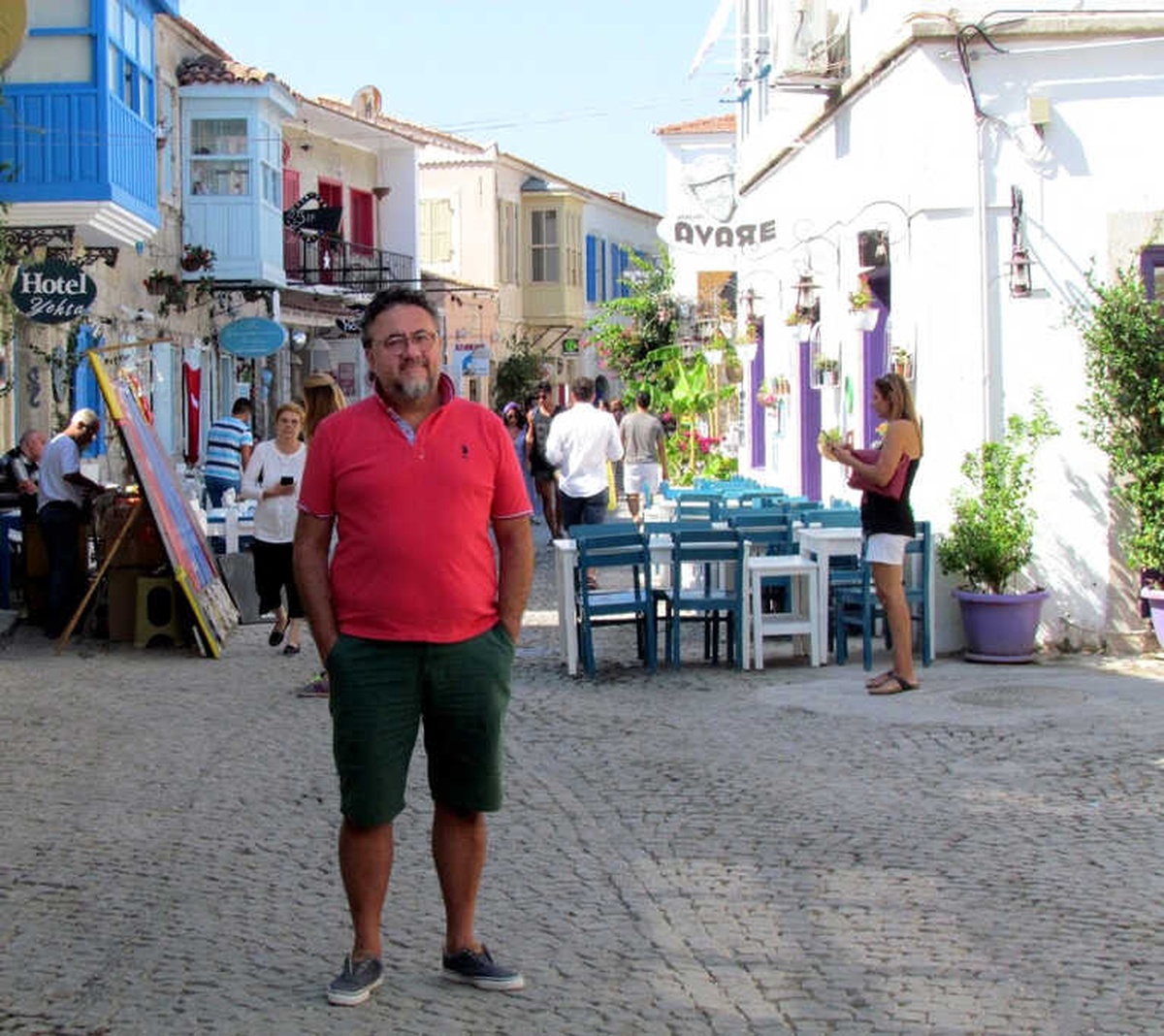 Çeşme\'deki Küçük Otelcilerin Yüzü Güldü