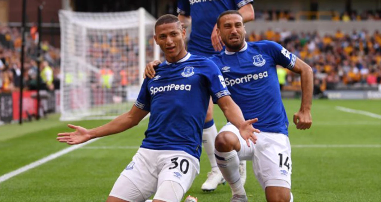 Everton\'ın Genç Yıldızı Richarlison\'un Vurduğu Gol Oluyor