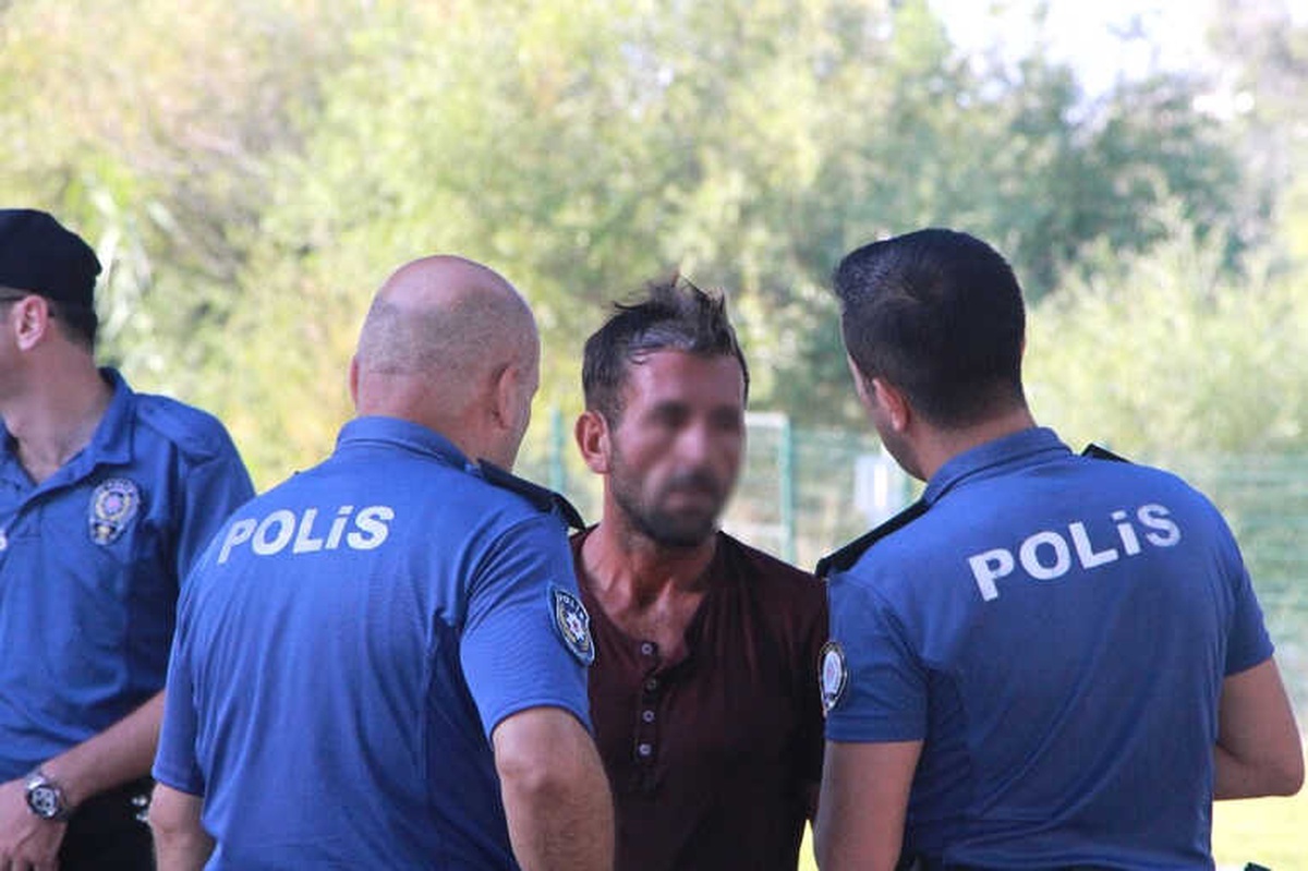 Manavgat Irmağı\'na Atlayan Genç, Polisi ve Sağlık Ekibini Alarma Geçirdi