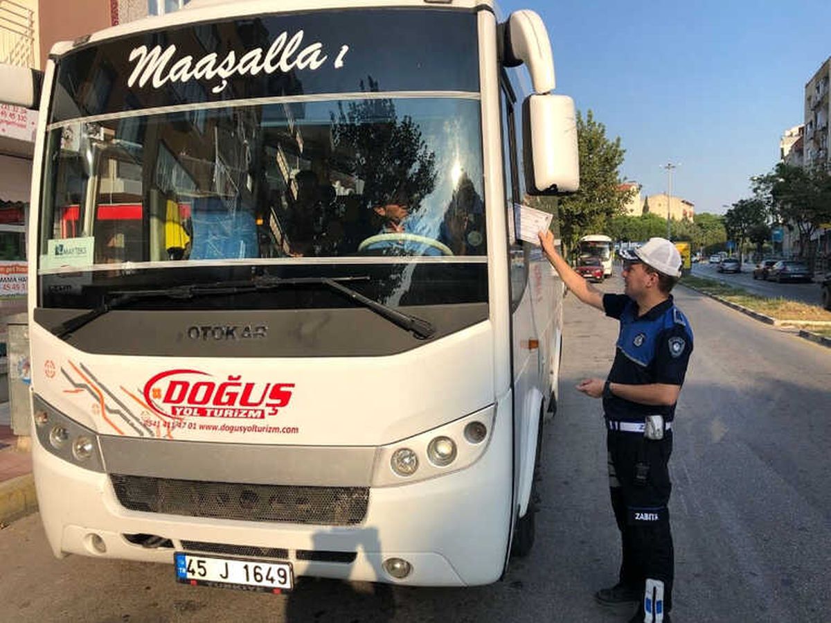 Manisa\'da Kaçak Servise Geçit Yok