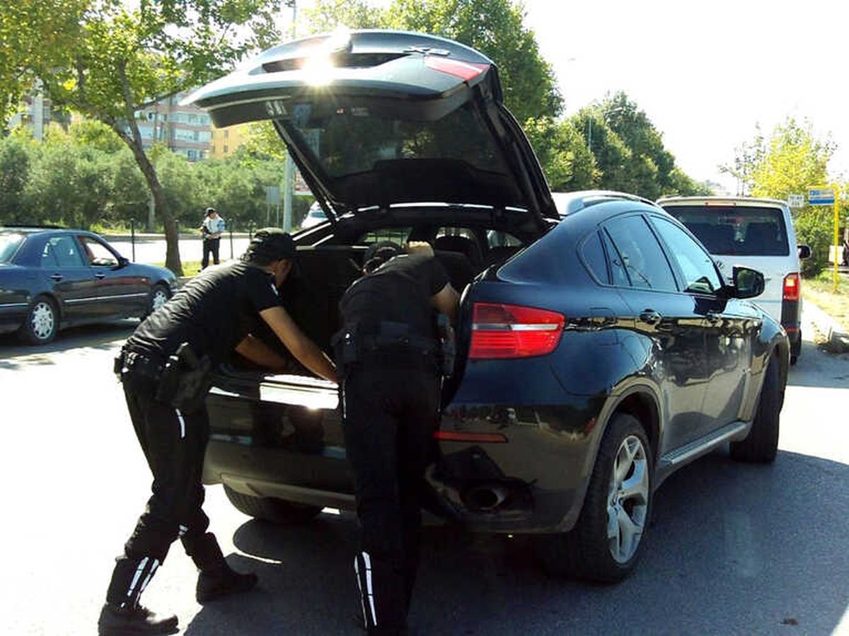 Polis Ekipleri Kuş Uçurtmuyor