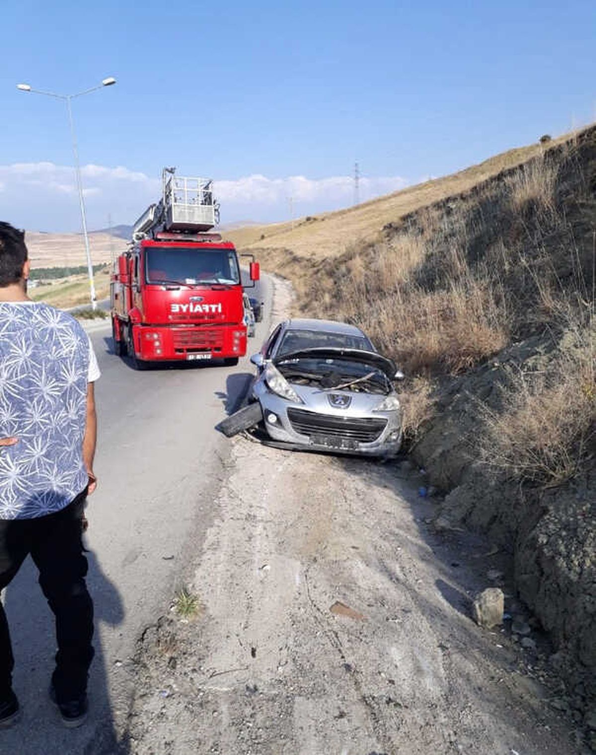 Van\'da Trafik Kazası: 2 Yaralı