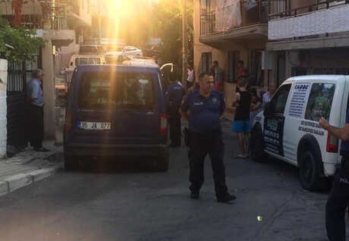 4\'üncü Kattan Düşüp, Öldü