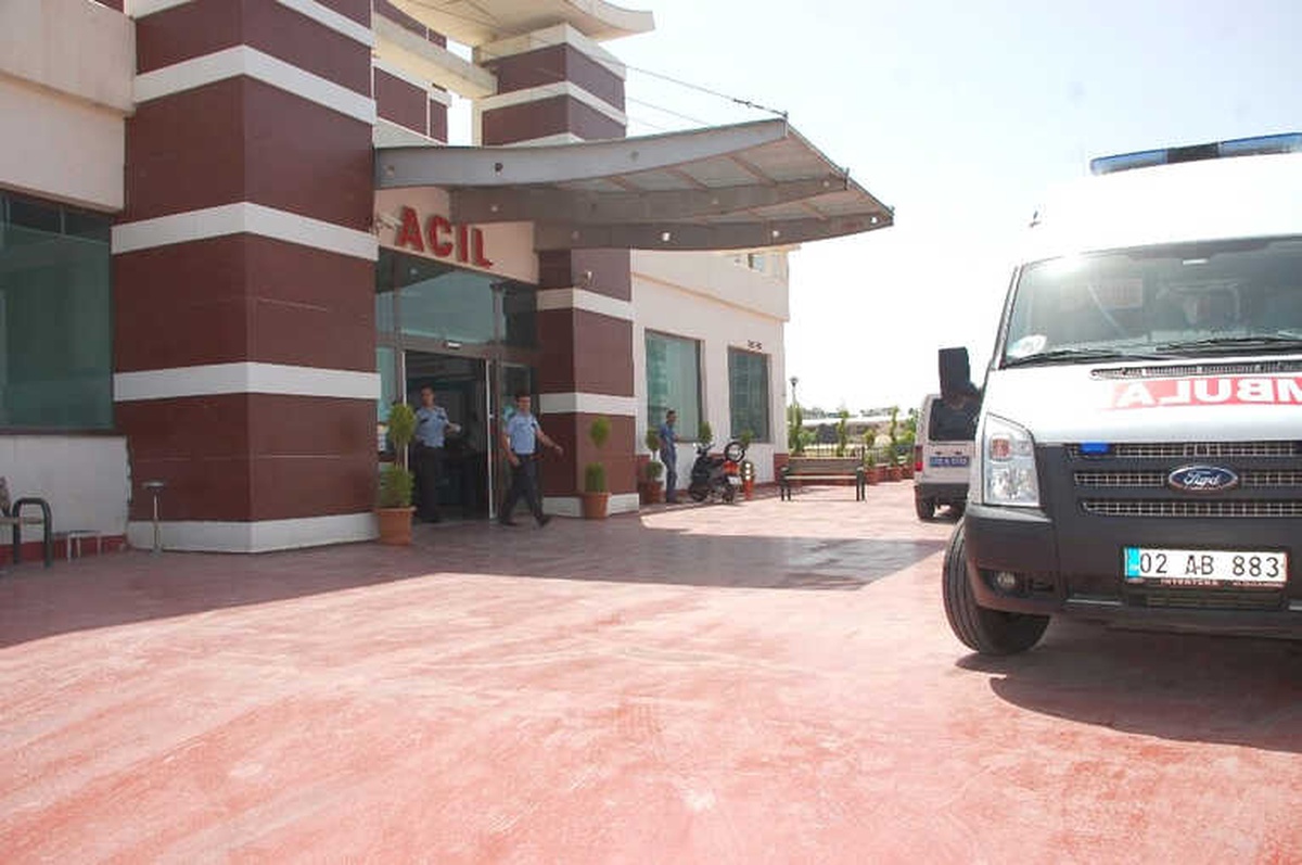 Adıyaman\'da 7. Kattan Düşen Kadın Hayatını Kaybetti