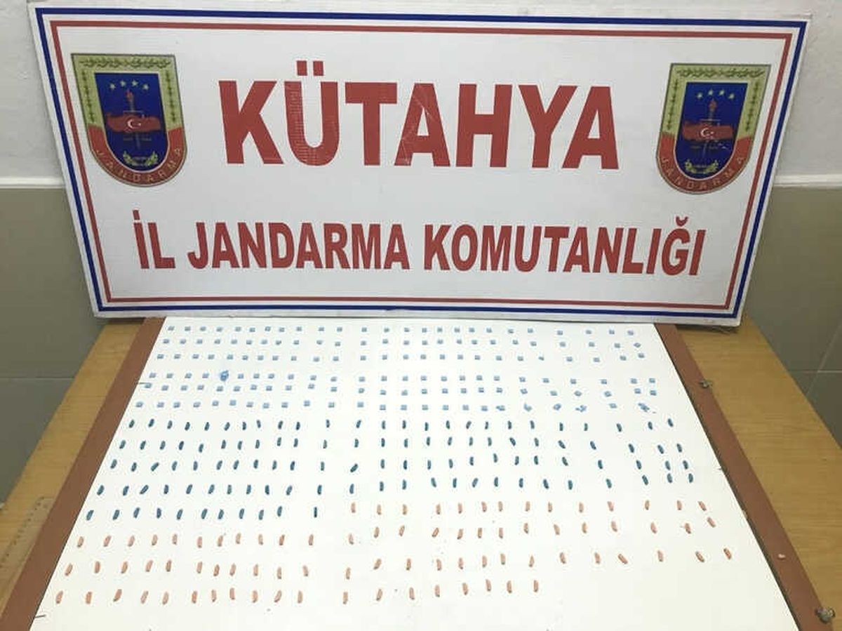 Altıntaş\'ta Uyuşturucu Operasyonu