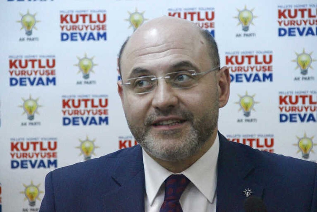 Bayramlar; Dargınların Barışarak Hasretle Kucaklaştığı İstisnai Günlerdir"