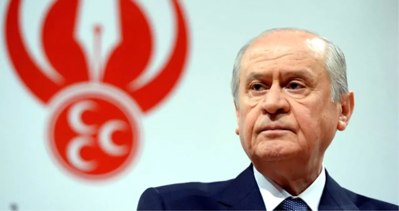 Devlet Bahçeli\'den Bayram Mesajı: Bayram, İhanet Kuşatmasını Yaracak Direncin Mübarek Kaynağıdır