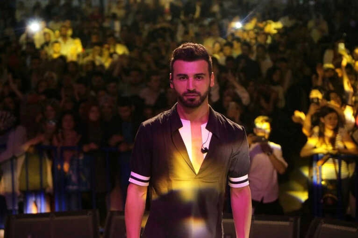 Emre Kaya\'dan Tüm Hayranlarına Fotoğraf Sözü