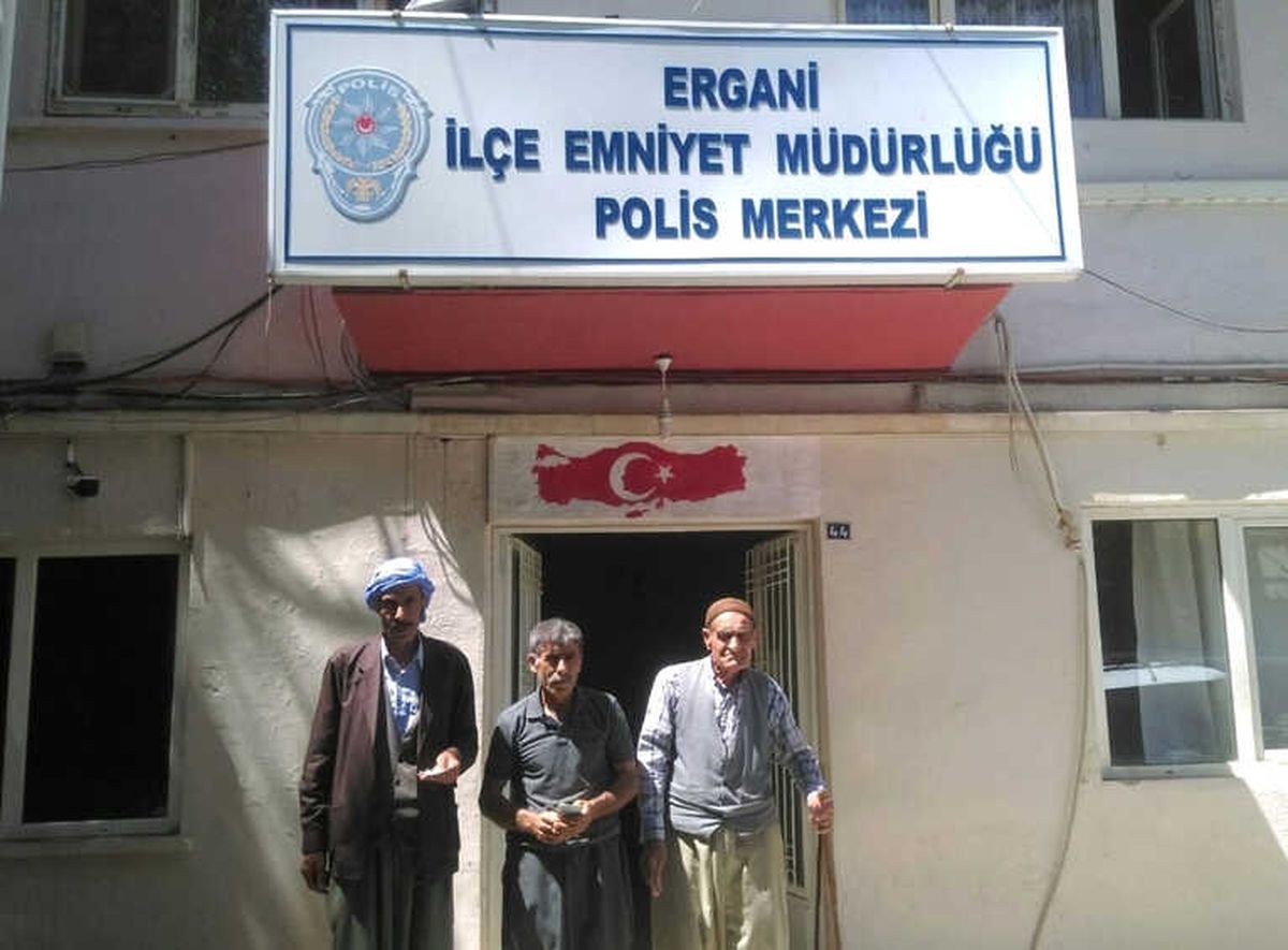 Ergani\'de Yaşlılara Atm\'den Para Çekip Eksik Teslim Eden Şahıs Yakalandı
