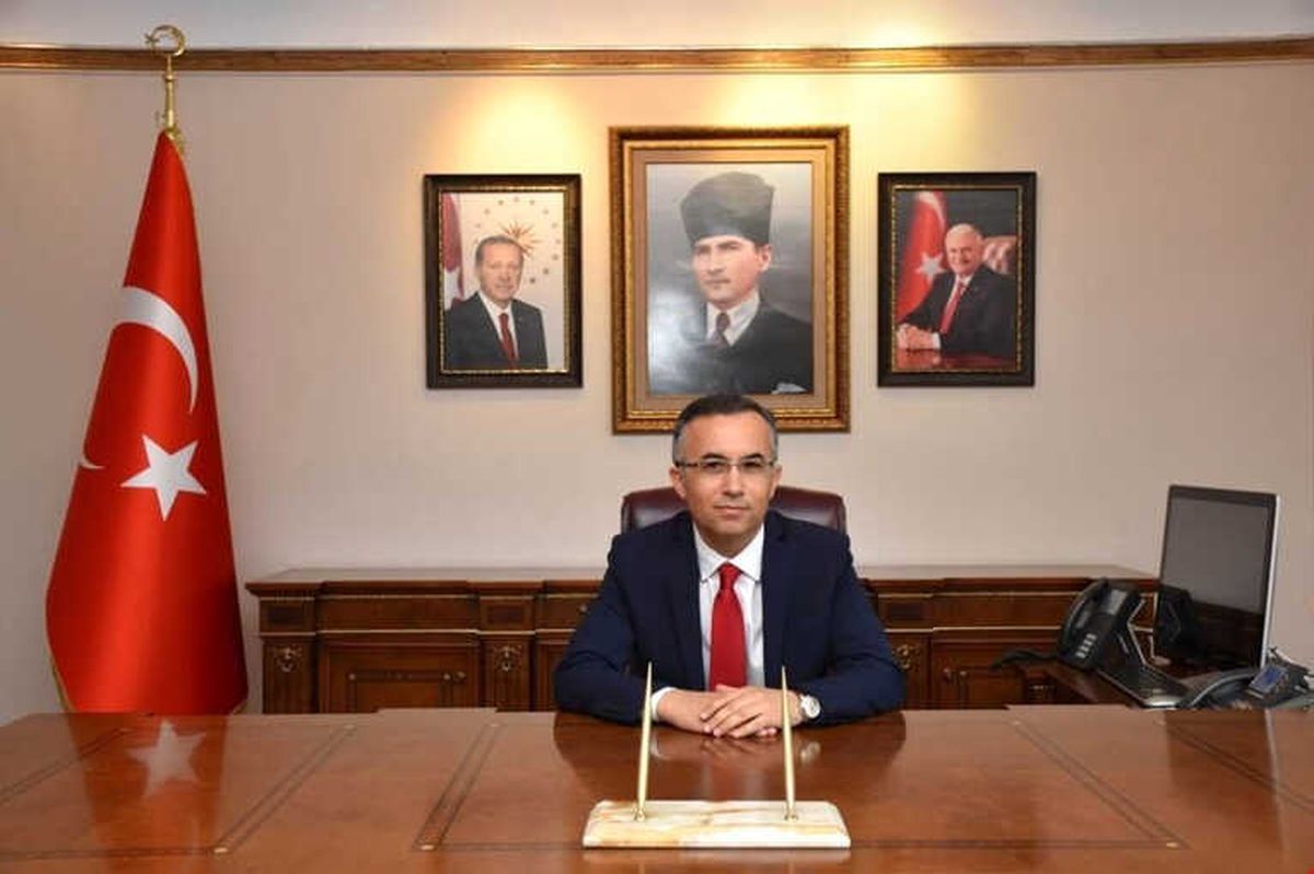 Karabük Protokolü Vatandaşların Bayramını Kutladı