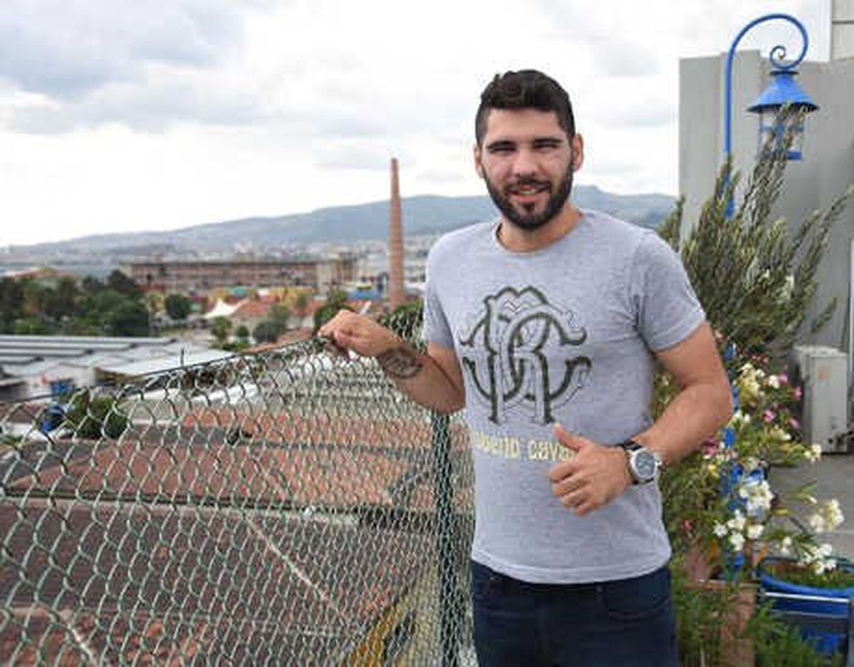 Karşıyaka\'da Cenk\'e Tam Not
