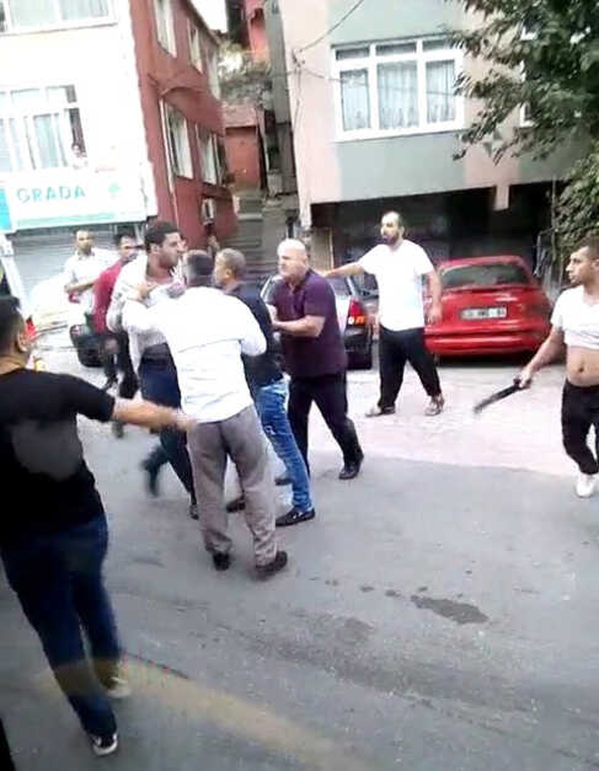 Şoförlerin Falçata ve Kemerli Kavgası Kamerada