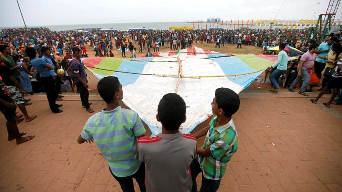 Sri Lanka\'da Uluslararası Uçurtma Festivali Büyük İlgi Gördü