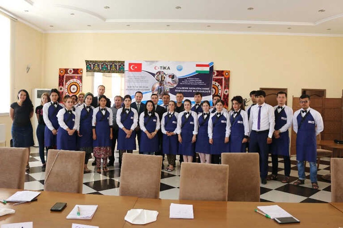 Tika\'dan Tacikistan\'da Turizm Eğitimi