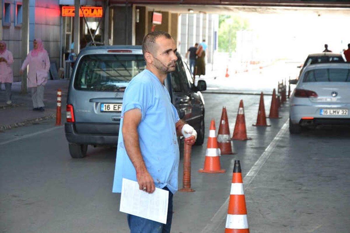 Acemi Kasaplar Hastanelere Koştu